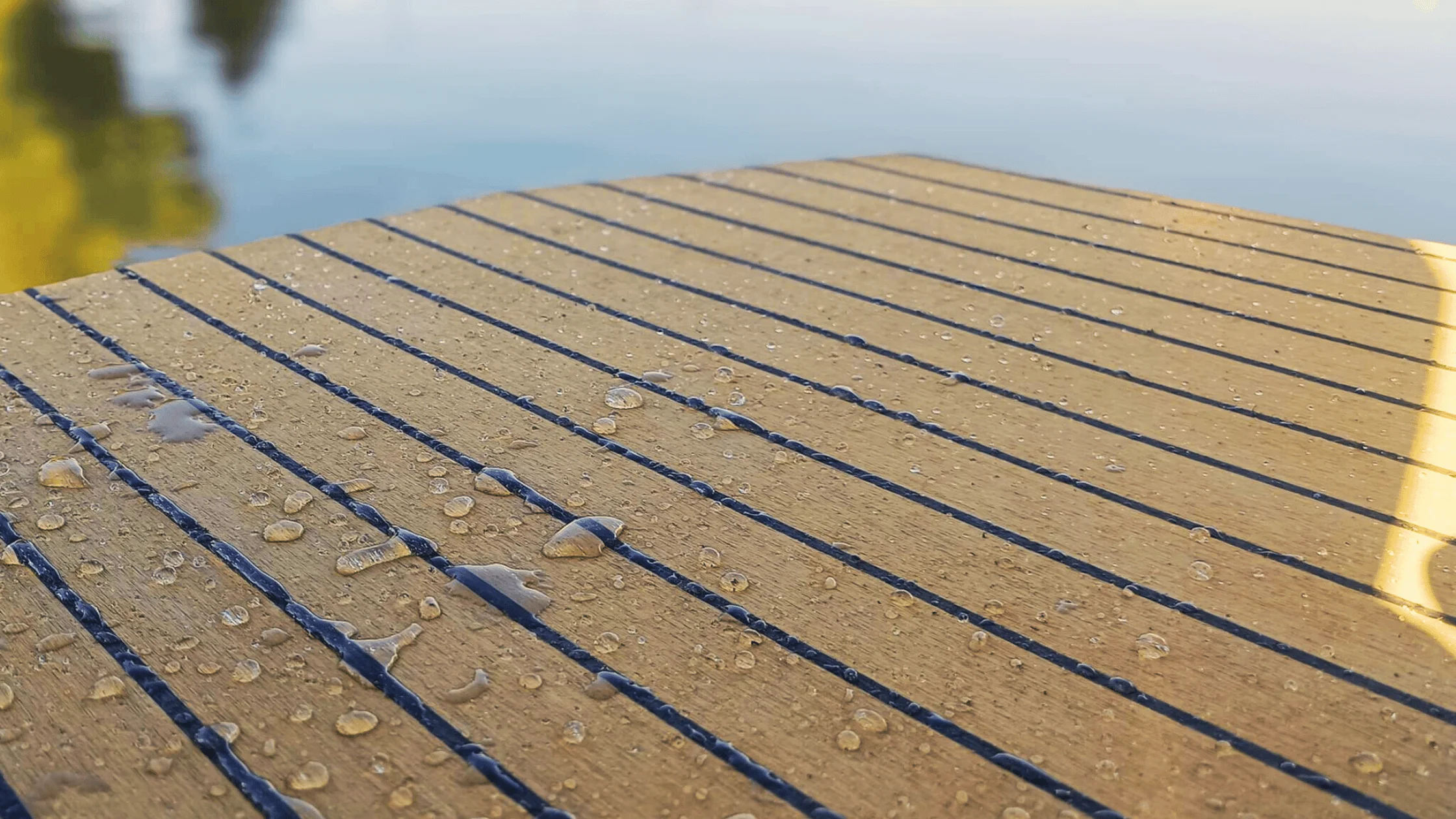 Flexiteek - jūrinio dizaino denio danga - TEAK spalva